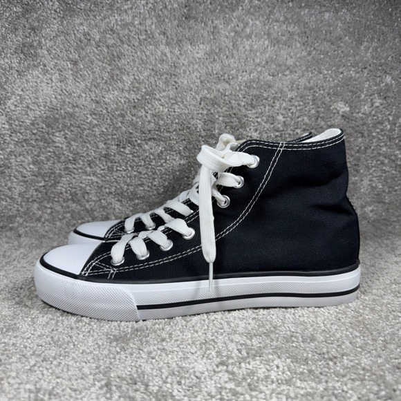 Shoes - High Top Sneakers Black Canvas Lace Up Casual Shoes Rubber Sole Womens Size 7